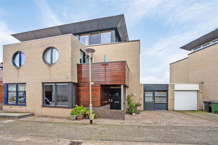 Kleefkruid 8 in Venray foto