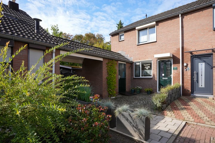 Kleikoelen 54 in Brunssum foto