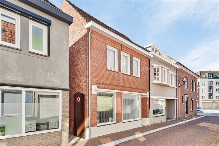 Kleine Bagijnestraat 6 in Hulst foto