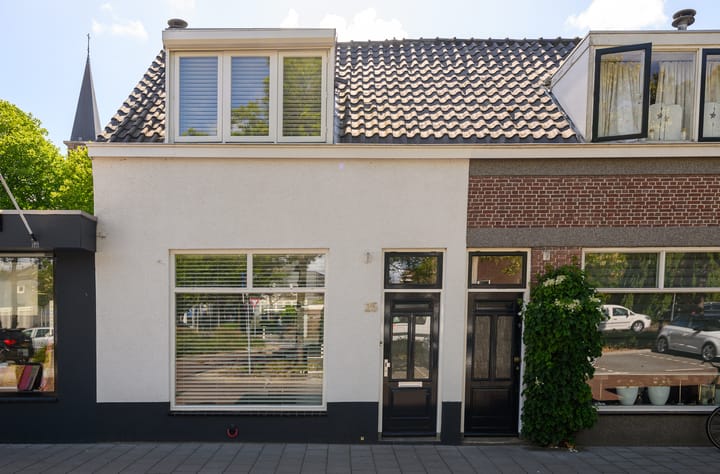 Kleine Woerdlaan 25 in Naaldwijk foto