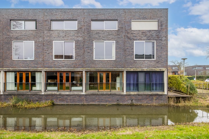 Klifrakplantsoen 128 in Utrecht foto