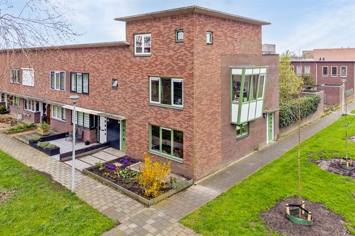 Klokkengieterlaan 92 in Zwolle foto