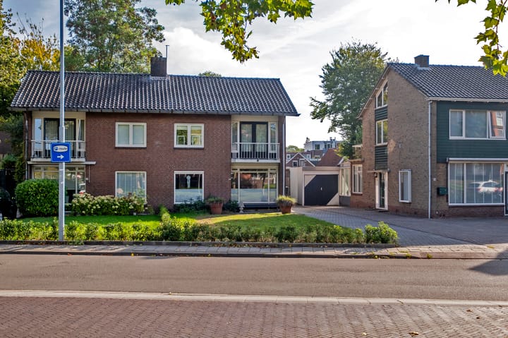 Klokkenslag 151 in Emmen foto