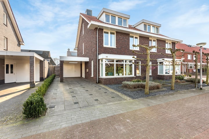 Klompenmaker 86 in Oldenzaal foto