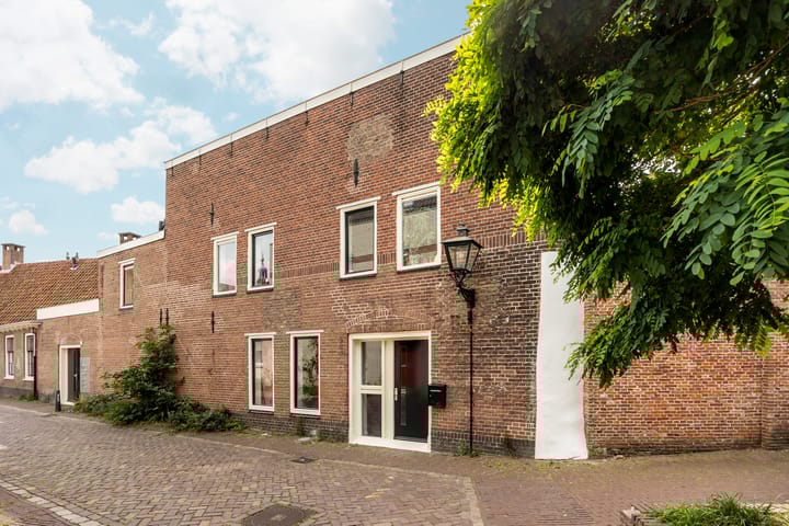 Klooster 1 in Leiden