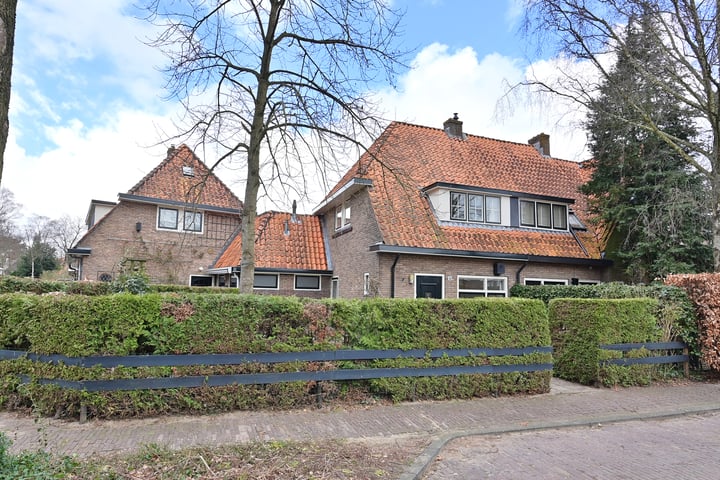 Klooster 10 in Laren foto