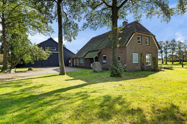 Klooster 33 in Zweeloo foto