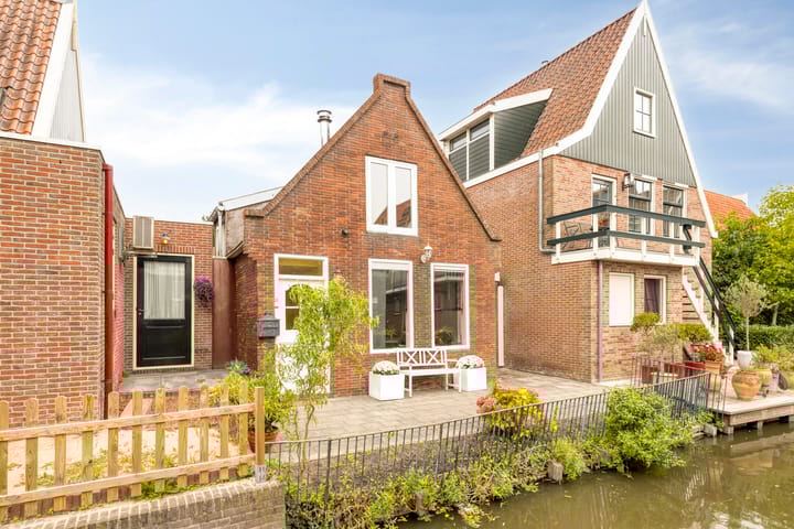 Kloosterbuurt 21 in Volendam foto