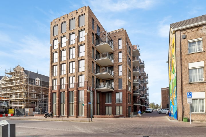 Kloosterhof 1-04 in Veghel foto