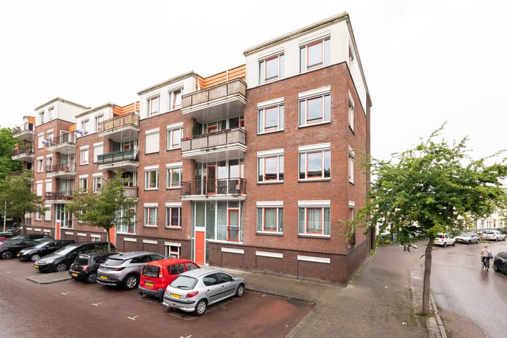 Kloosterkade 11 in Delft