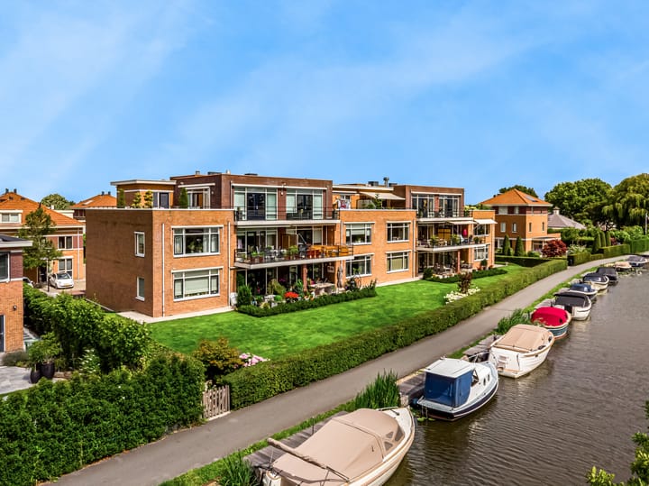 Kluishof 27 in Maasland