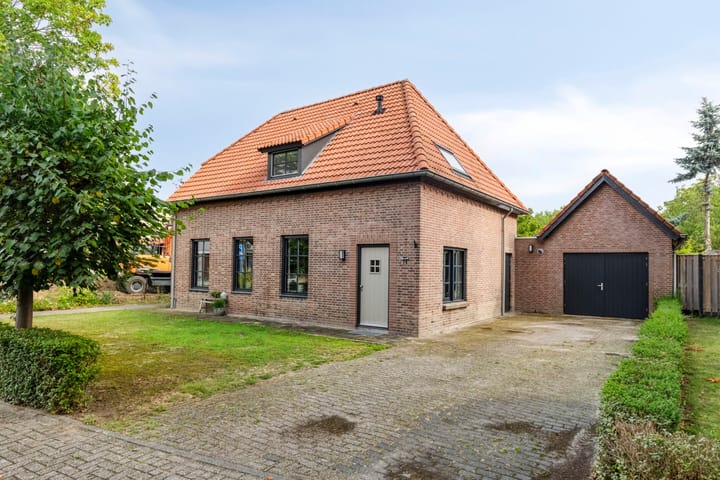 Kluisstraat 14 in Ommel