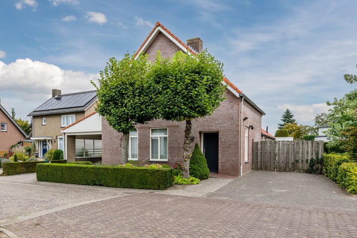 Kluttershoek 1 in Soerendonk