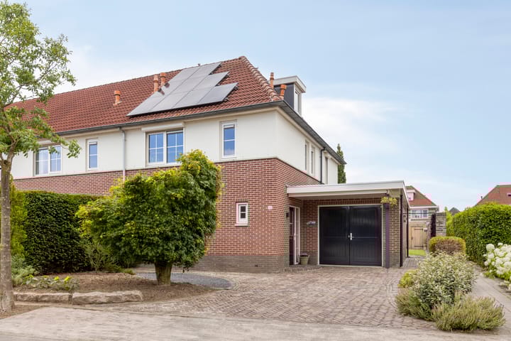 Knibbelweide 66 in Aalten