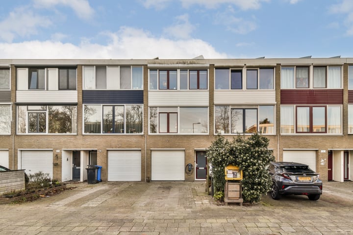 Knikbloem 23 in Rotterdam foto