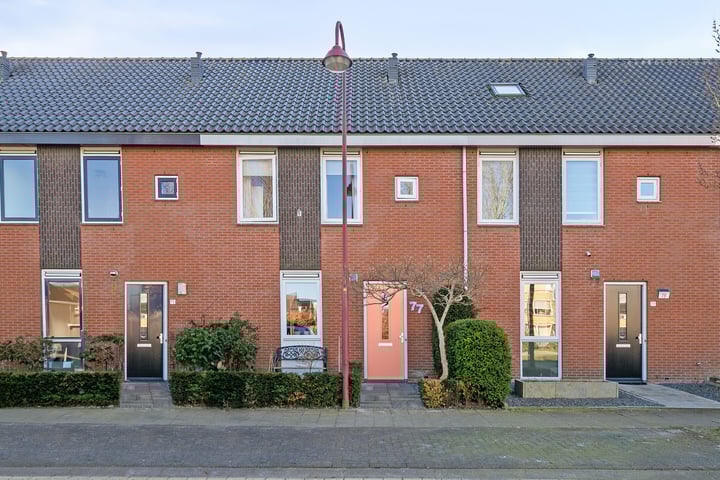 Knottenbeltlaan 77 in Barneveld foto