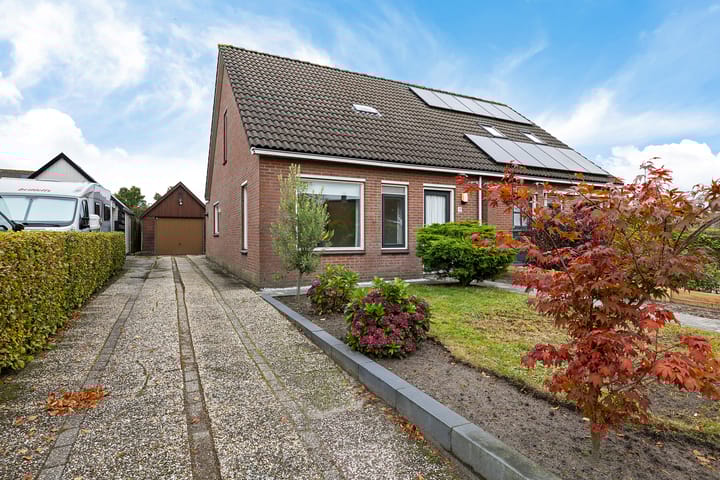 Koarte Baan 9 in Ureterp foto