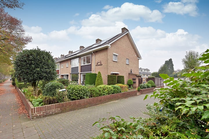 Koekoeklaan 31 in Bussum foto