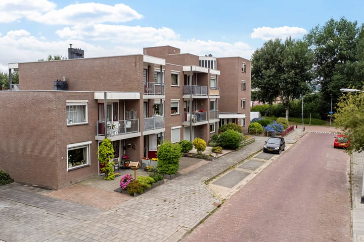 Koekoekstraat 14 in Assen foto