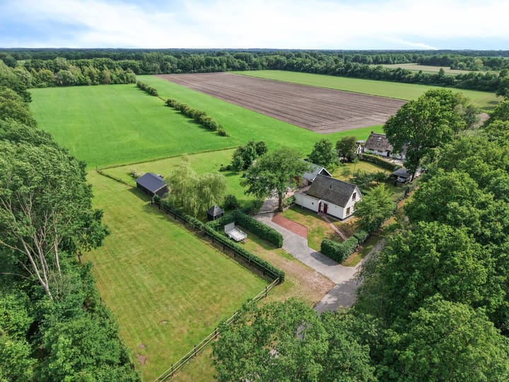 Koekoeksweg 14 in Dwingeloo foto