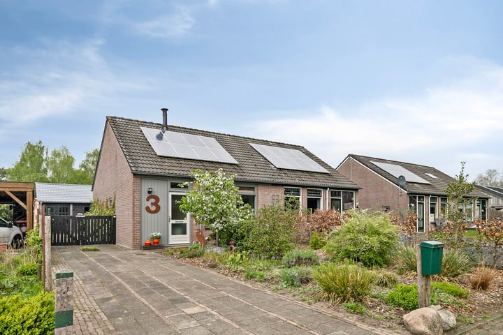Koekoeksweg 3 in Dwingeloo foto
