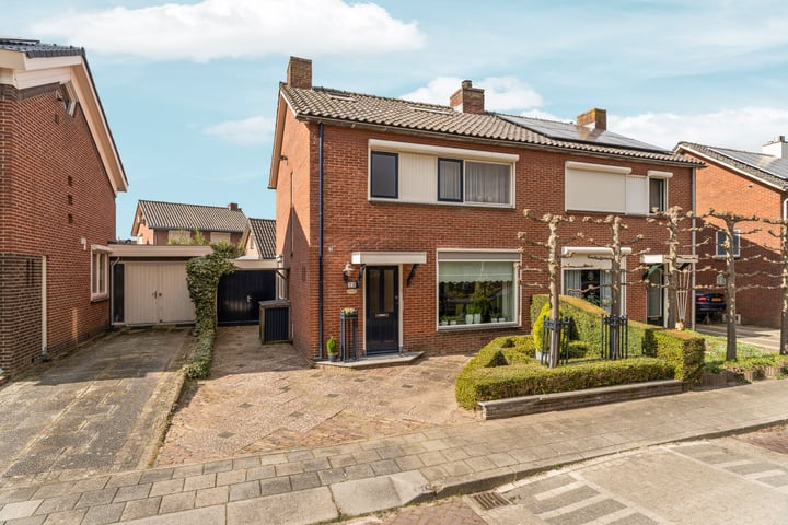 Koeleplekstraat 24 in Didam foto
