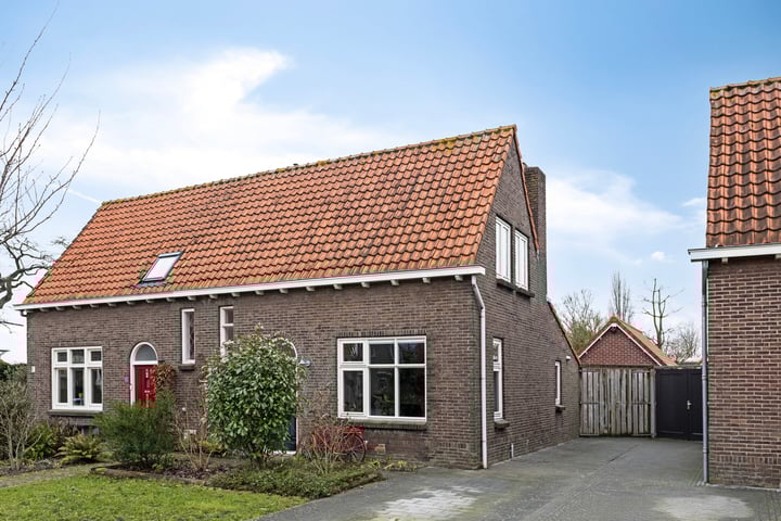 Koepoortstraat 33 in Woudrichem foto