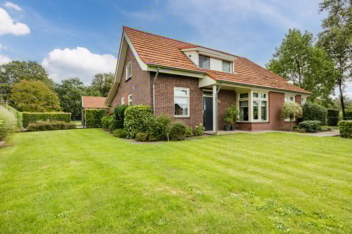 Koestraat 25 in Mill foto