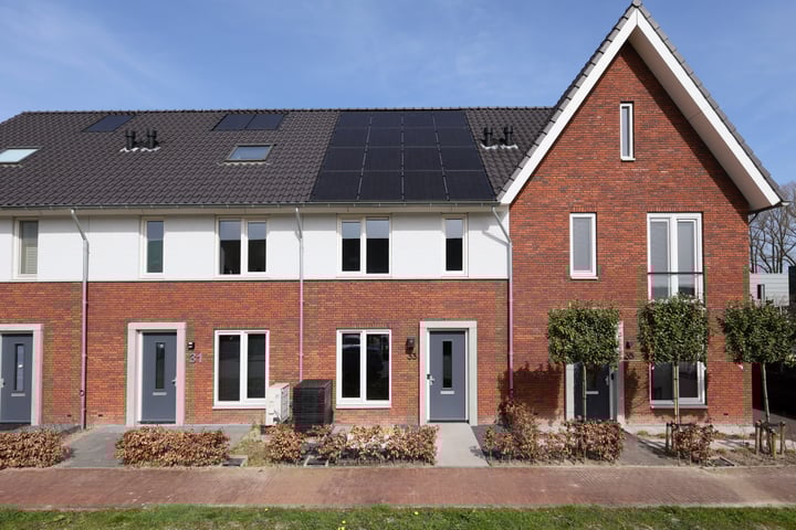 Koewei 33 in Udenhout foto