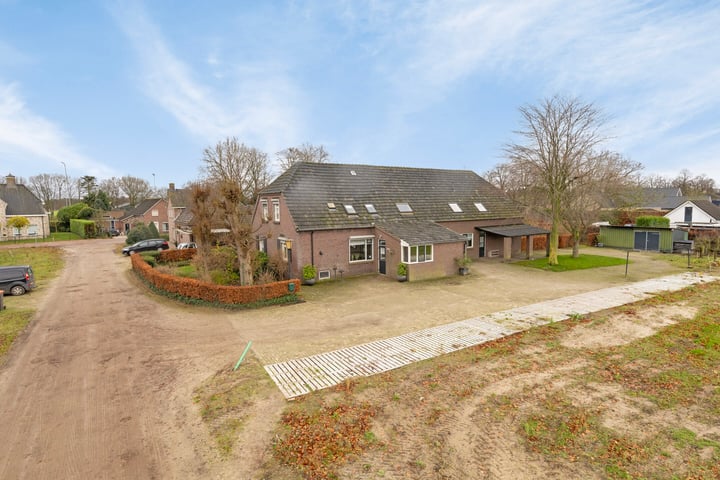 Koksteeg 64 in Vinkel foto