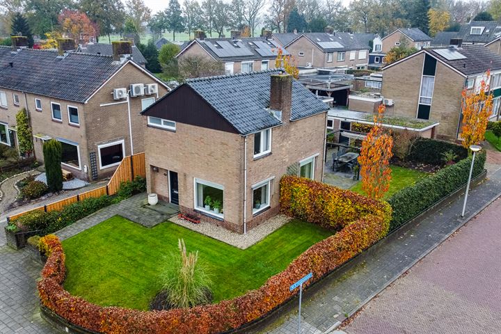 Kolweg 61 in Holten foto