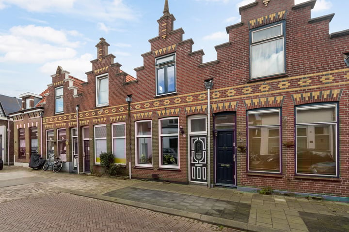 Komatistraat 24 in Dordrecht foto