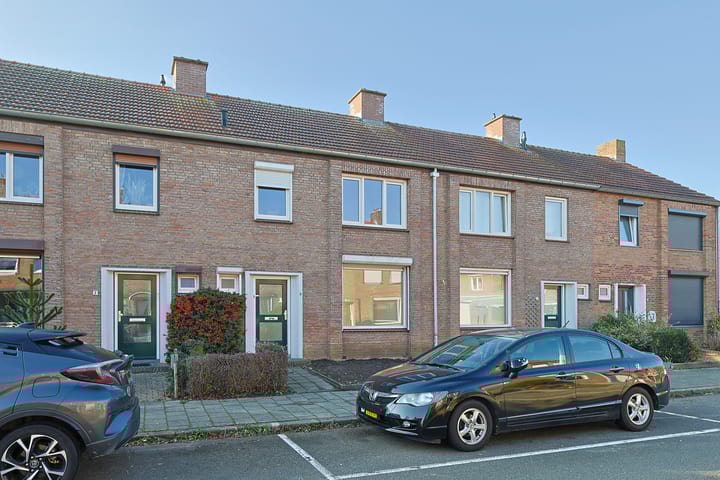 Komeetstraat 6 in Geleen
