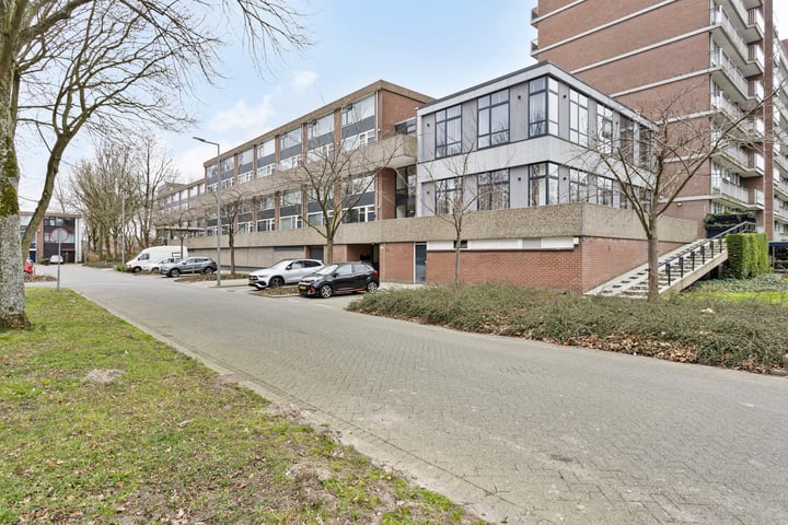 Komijnhof 15 in Hoogvliet Rotterdam foto