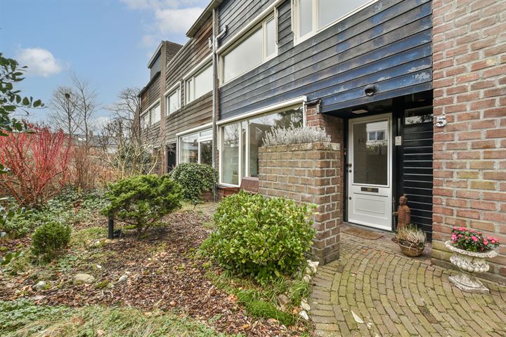 Kompas 5 in Huizen