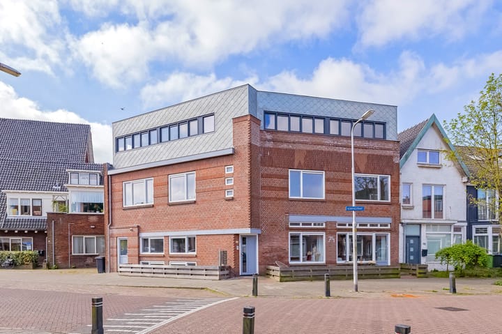 Kompasstraat 74E in IJmuiden foto