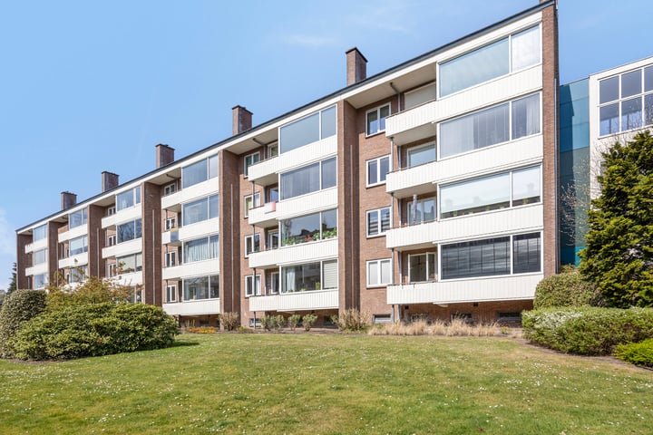 Koning Lodewijklaan 506 in Apeldoorn foto