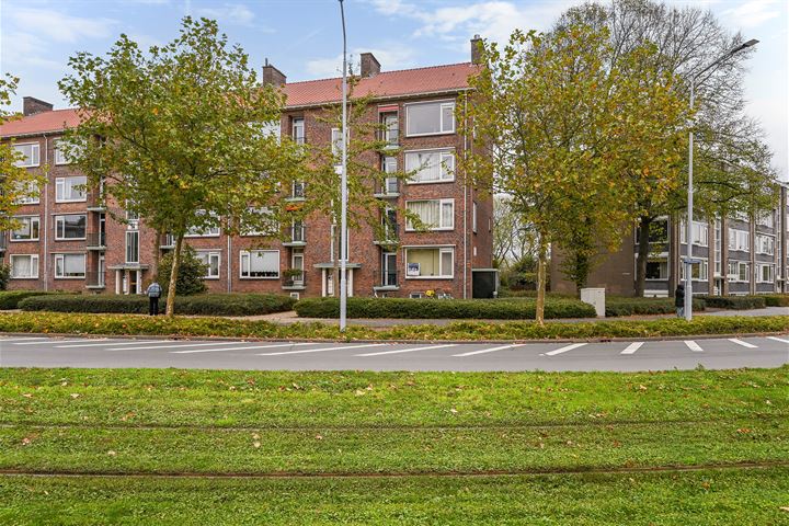 Koningin Julianalaan 219 in Voorburg foto