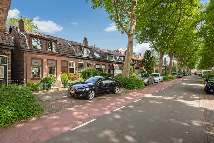 Koningin Julianaweg 65 in Leidschendam foto