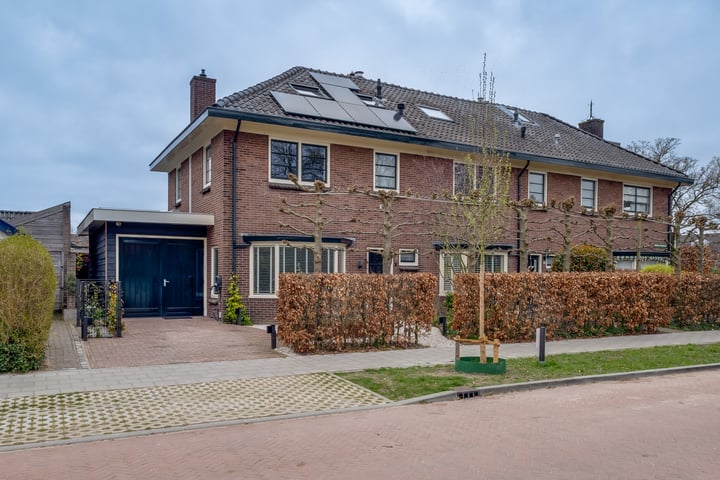 Koningin Mariastraat 2c in Dieren foto