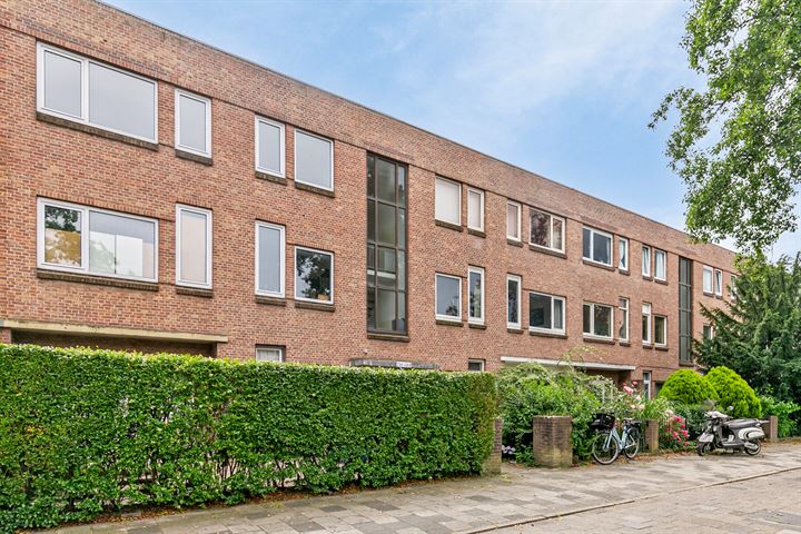 Koningin Wilhelminalaan 266 in Voorburg foto