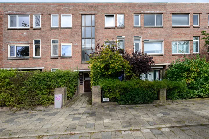 Koningin Wilhelminalaan 275 in Voorburg