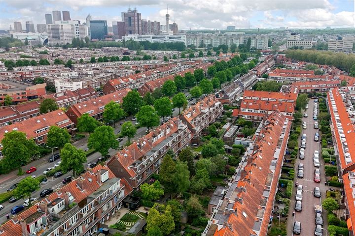 Koningin Wilhelminalaan 367 in Voorburg foto