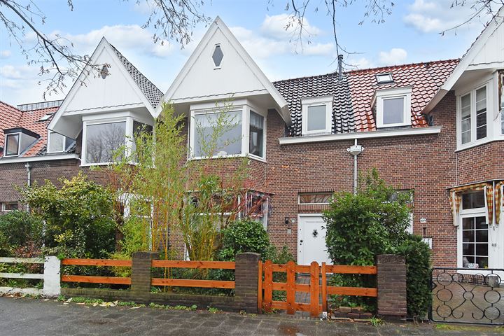 Koningin Wilhelminalaan 491 in Voorburg foto