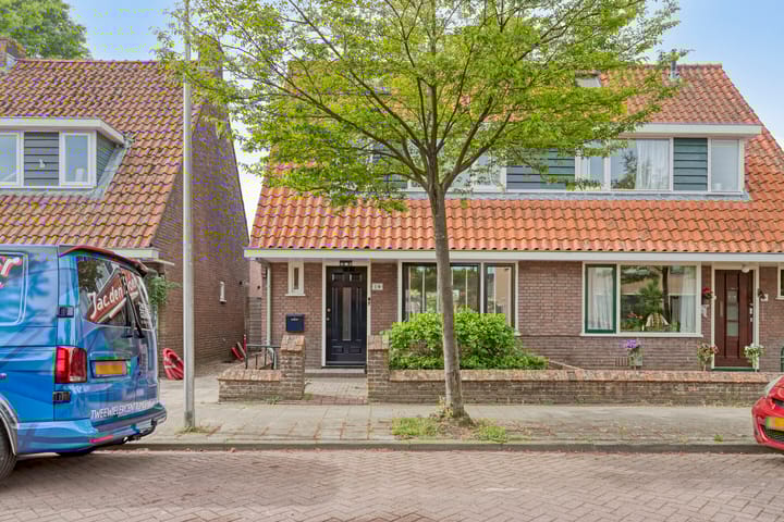 Koningin Wilhelminastraat 10 in Woudenberg