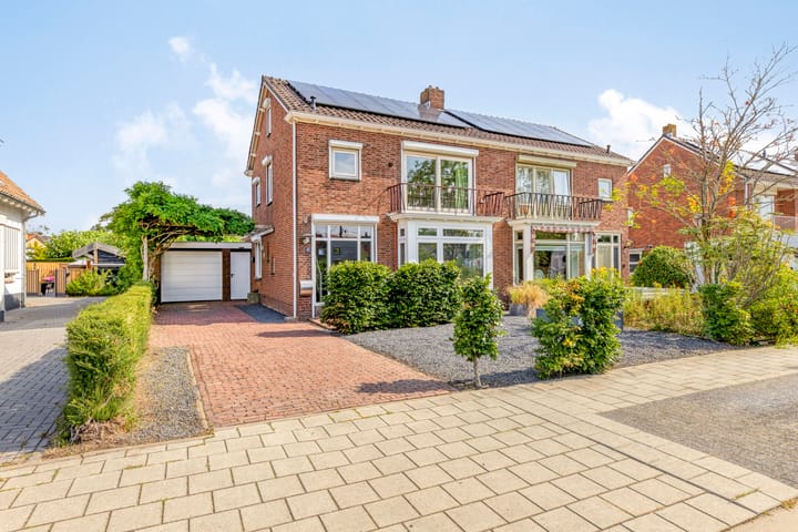 Koningin Wilhelminastraat 2 in Kloetinge