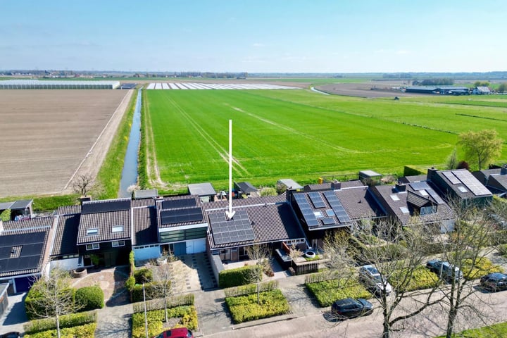 Koningin Wilhelminastraat 78 in Piershil foto