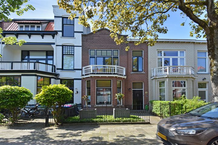 Koninginnelaan 18 in Rijswijk foto