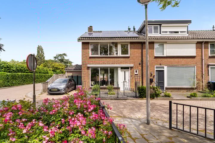 Foto van woning Koninginnelaan 28, Poortugaal