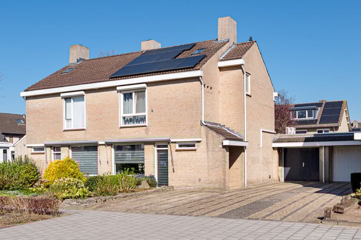 Koninginnelaan 96 in Sint-Oedenrode foto